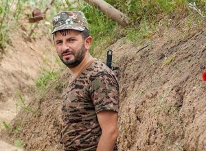 «Սասնա ծռեր» խմբավորումից 3-ը և նրանց պաշտպաններից 2-ը մեկնել են սահման. դատական նիստը հետաձգվեց. Aravot.am