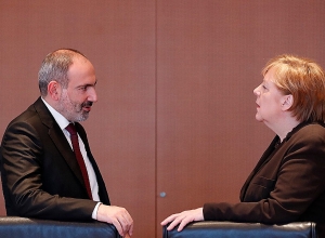 Никол Пашинян провел телефонный разговор с Ангелой Меркель