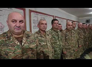 Արայիկ Հարությունյանը հանձնեց պարգեւները