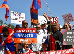 Dallas Armenians stage demonstrations in support of Nagorno Karabakh