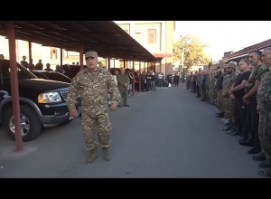 Мы должны разорвать их на кусочки: Сасун Микаелян – еркрапах, выезжающим в Арцах