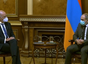 Վարչապետն ընդունել է Հունաստանի արտաքին գործերի նախարարին
