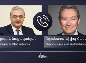 Мнацаканян подчеркнул деструктивный подход Азербайджана к невыполнению достигнутых договоренностей