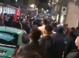 Hundreds of Turks hold rally in Lyon