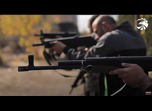 Учения добровольцев перед отправлением на передовую