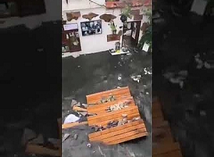 Ջրհեղեղ Իզմիրում երկրաշարժից հետո