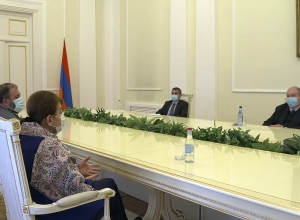 Президент Армении Армен Саркисян встретился с представителями партии «Наследие»