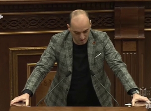 Противовоздушная оборона не может даже защитить свою территорию, не говоря об окружении: Царукян