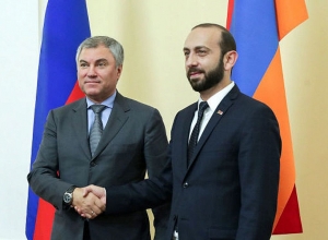 Ararat Mirzoyan holds telephone conversation with Russian Chairman of State Duma Vyacheslav Volodin