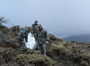 «В настоящее время ведутся работы по поиску без вести пропавших и поиску тел погибших»