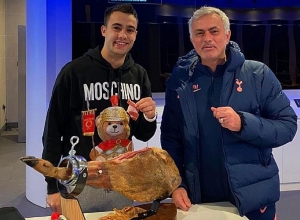 Ժոզե Մոուրինյոն կրվել է «գրազը» և մեծ կտոր միս նվիրել թիմի ֆուտբոլիստին