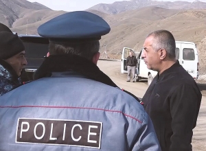 ԱՀ ոստիկանությունը հատուկ անցակետերում իրականացնում է ուժեղացված ծառայություն