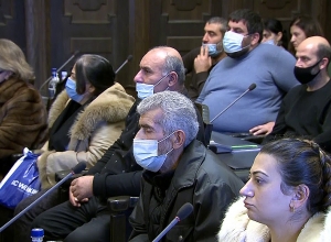 Փաշինյանը կրկին հանդիպում է ունեցել գերեվարված և անհետ կորած անձանց ընտանիքների անդամների հետ