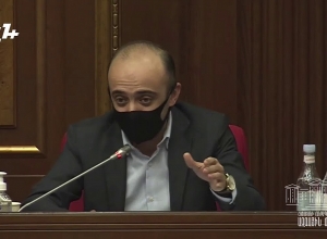 На каком правовом основании Вы применяете документ, если он не вступил в силу? Симонян - Пашиняну