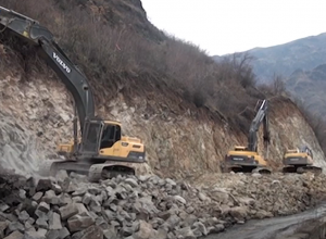 Վանաձոր-Ալավերդի-Վրաստանի սահման ճանապարհի հիմնանորոգումը պետք է այս նոյեմբերին ավարտվեր