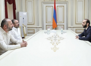 По инициативе Арарата Мирзояна состоялась встреча с представителями партии «Решение гражданина»