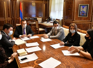 При содействии Армена Саркисяна будут решены вопросы проживания и питания более 170 гадрутцев