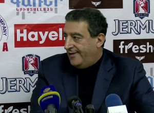 ԱԱԾ-ն խուզարկություն է իրականացրել բնապահպանության նախկին նախարար Վարդան Այվազյանի բնակարանում.ՈՒՂԻՂ