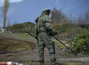 В Карабахе от подрыва взрывного устройства погиб российский офицер