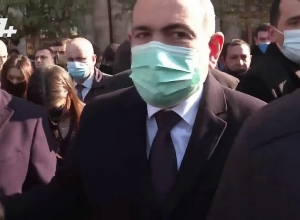 Ժողովուրդ ջան այսօրվա երթը լուռ երթ է. Փաշինյանը դուրս եկավ կառավարությունից