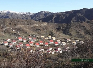 Աղավնոյի բնակիչները մնում են առաջնագծում․ զենքերը հանձնելու առաջարկը միանշանակ չեն ընդունել