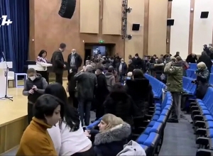 Քաշաթաղի շրջանի վարչակազմի ղեկավարի պաշտոնակատար Մուշեղ Ալավերդյանը հանդիպում է քաշաթաղցիներին.ՈՒՂԻՂ