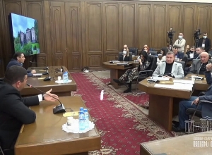 Марукян предлагает дать приграничным общинам легальное оружие