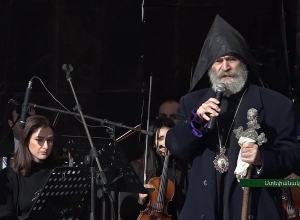 В Степанакерте впервые после войны прозвучала музыка