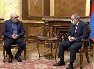 Փաշինյանը հանդիպել է Միավորված աշխատանքային կուսակցության նախագահ Գուրգեն Արսենյանի հետ