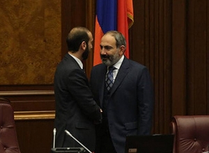 Վարչապետ Նիկոլ Փաշինյանը խորհրդարանում է