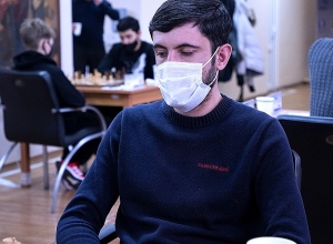 Հովիկ Հայրապետյանը շարունակում է գլխավորել շախմատի Ա.Մարգարյանի հուշամրցաշարը