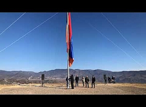 Ճակատեն գյուղում բարձրացվեց ամենաբարձր` 30մ բարձրությամբ և 40 քառ.մ մակերեսով հայկական եռագույնը
