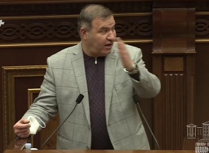 Атомная станция должна простаивать более 141 дня из-за подорожания электроэнергии: Мелкумян