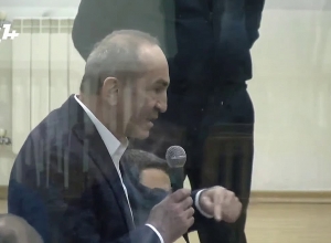 «Причина истеричности прокурора заключается в том, что у нас в стране есть истерик номер 1»: Роберт Кочарян