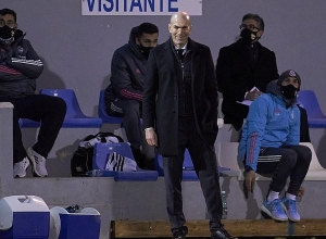 Զինեդին Զիդանը մի քանի ամիս չի շփվում թիմի ֆուտբոլիստների հետ