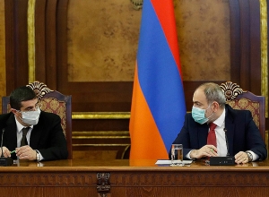 Совещание Совета безопасности в расширенном составе под председательством Никола Пашиняна и Араика Арутюняна