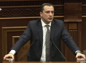 ԲԴԽ-ին պետք է զրկել դատավորների քննություններն անցկացնելու հնարավորությունից. Դավիթ Խաչատուրյան