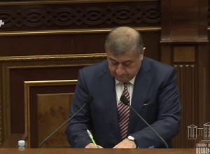 Շնորհակալ եմ վստահության համար․ Գագիկ Ջհանգիրյանը երդվեց