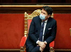 Премьер-министр Италии Джузеппе Конте подал в отставку