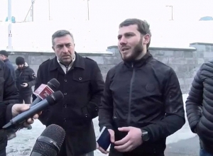 Բողոքի ակցիա ՊՆ֊ի դիմաց. ՈՒՂԻՂ