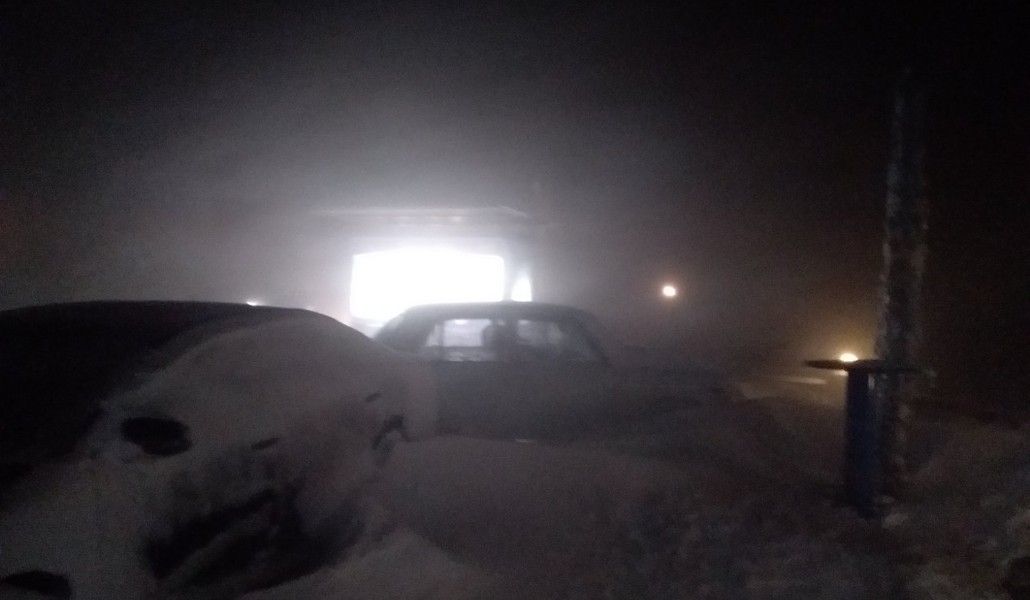 Ձնաբքի պատճառով Գորիս-Սիսիան ավտոճանապարհը փակ է․  ԱԻՆ-ը հորդորում է խուսափել այդ ուղղությամբ երթևեկելուց (2)