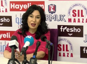 «Обращаются ко мне, говорят: можете что-нибудь сделать? Заплачу полцены и хотя бы поеду в камере бортпроводника»