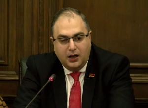 Азербайджан чётко понимает, что международное давление по вопросу военнопленных будет ужесточаться: Варданян