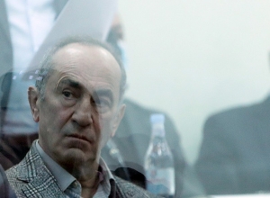 Суд разрешил Кочаряну с 3 по 8 февраля выехать из Армении