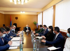 Փաշինյանի գլխավորությամբ Արարատի մարզպետարանում տեղի ունեցավ խորհրդակցություն