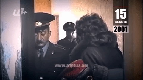 Օրացույց․ 15-ը փետրվարի․ 2001-ին արտակարգ իրավիճակ է. պատգամավորները դատարկում են գրպանները