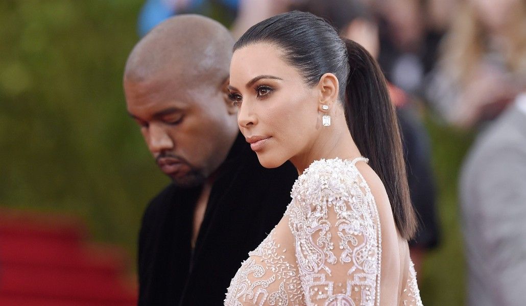 210219-kim-kardashian-kanye-west-divorce-se-342p_e482d7843cabaaddf771609d8041e406.fit-2000w