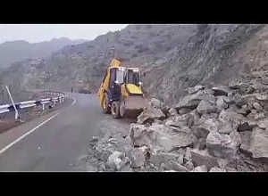 Քարաթափում Մեղրիի լեռնանցքում. ճանապարհը միակողմանի փակ է