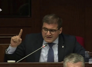 «Политические дела с инструкциями назир-везиров Кочаряна с вашим привлечением удостаиваются той же участи»