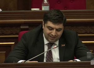 Вы причисляете себя к скулящим судьям или к преданным родине, честным профессионалам?